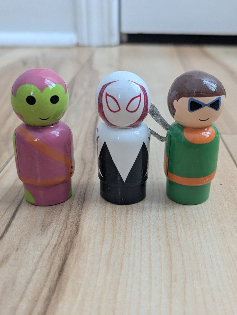 Marvel Superhero Peg Dolls Spidery Gwen Doc Oc And Green Goblin